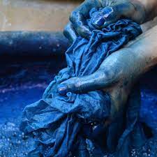 The Connection Between Fertility Decline and Phthalates: A Closer Look at Polyester-Infused Activewear and Sustainable Alternatives